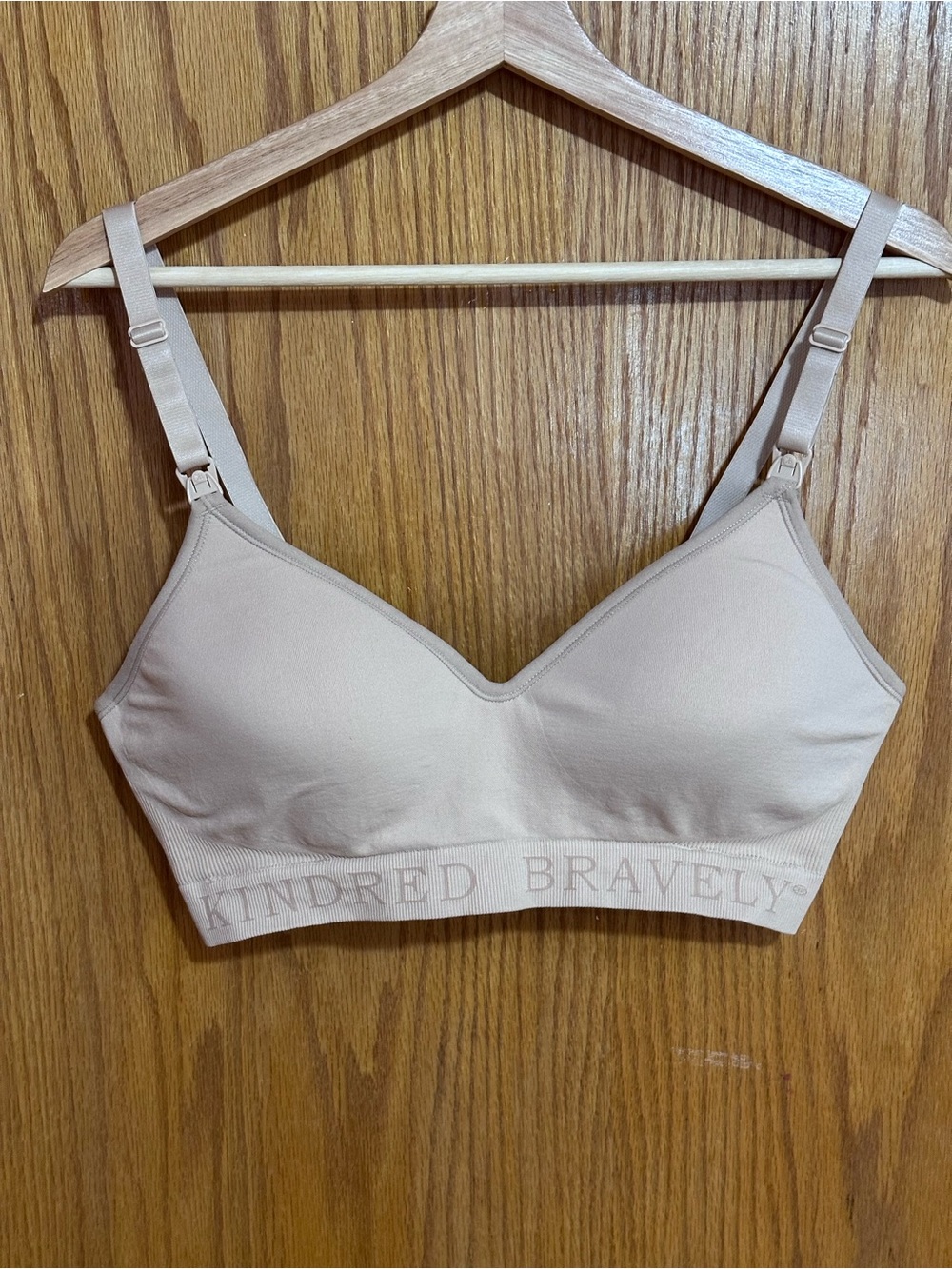 Kindred Bravely Beige Seamless Nursing & Sleep Bra sz large